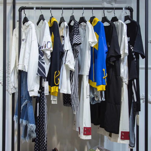 精品水貂專柜女裝 19夏季高貴典雅風，萬眾期待的折扣盛宴